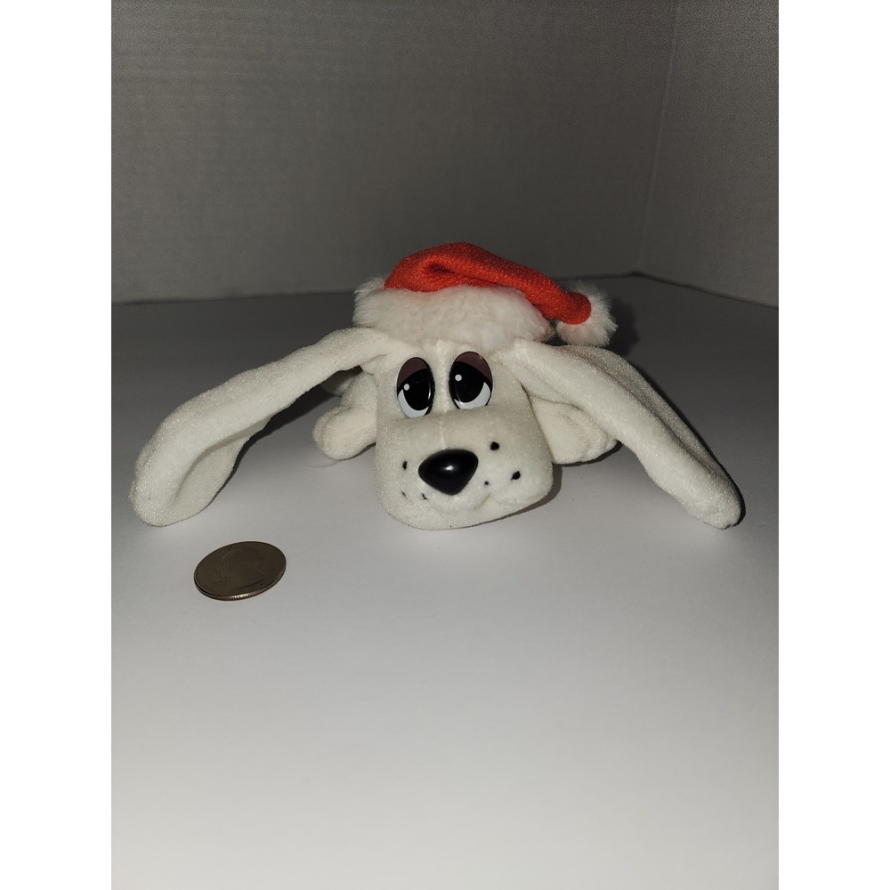 1995 Vintage‎ Galoob Pound Puppy Santa Christmas Plush